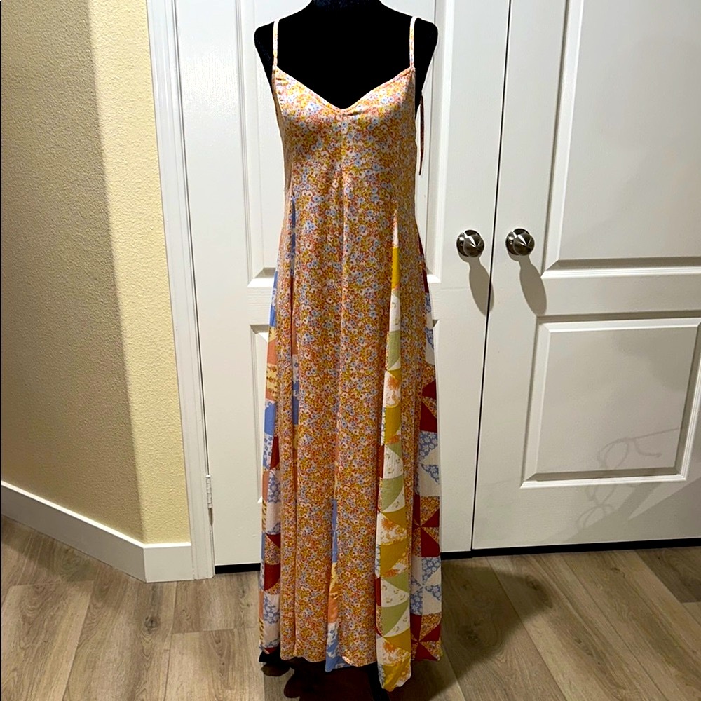 Floral Multicolor Maxi Dress by BILLABONG. Size small